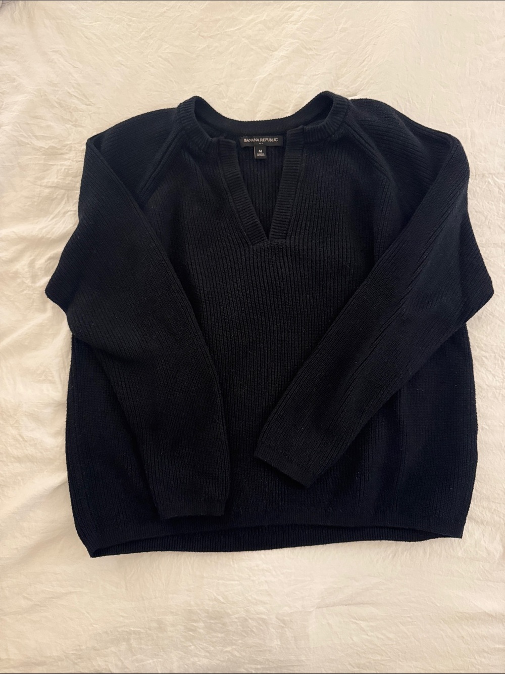 Banana Republic Women’s Black Knit Pullover Sweater